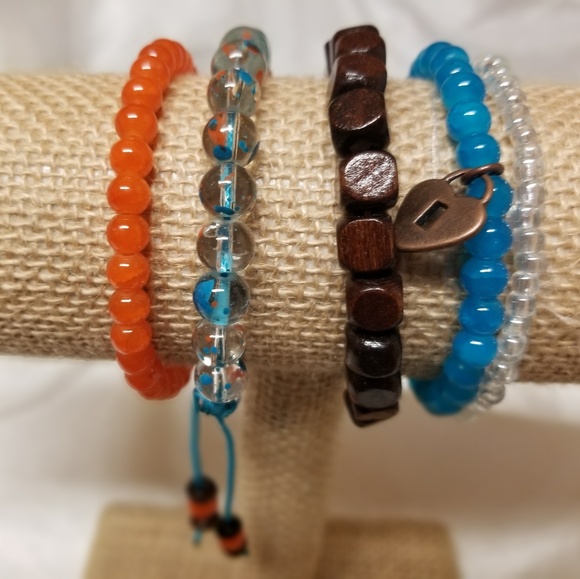 Handmade bracelets - Picture 2 of 5